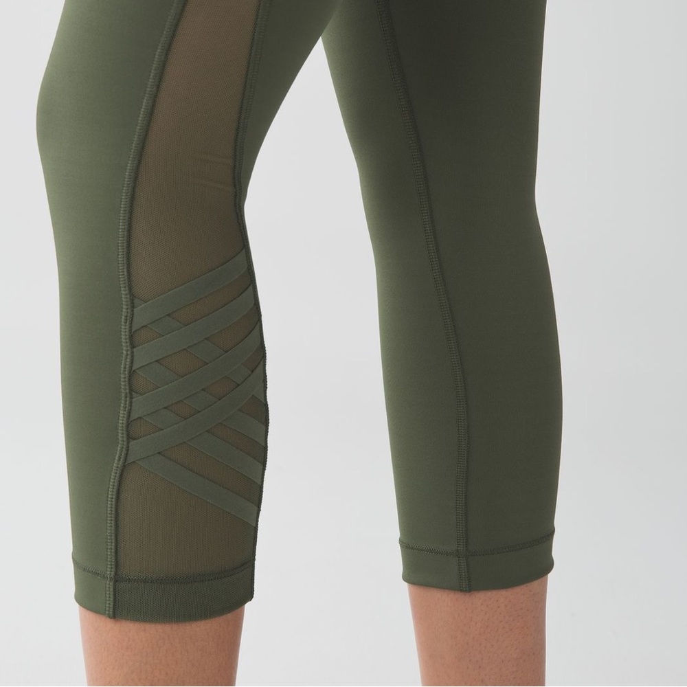 Lululemon Minimalist Crop Legging